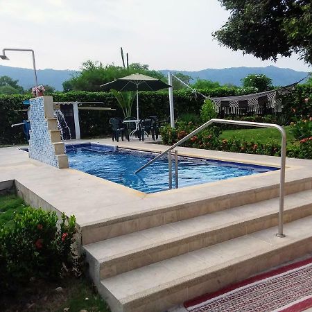 C&H Casa Campestre El Oasis Ricaurte Girardot Bed and Breakfast Εξωτερικό φωτογραφία