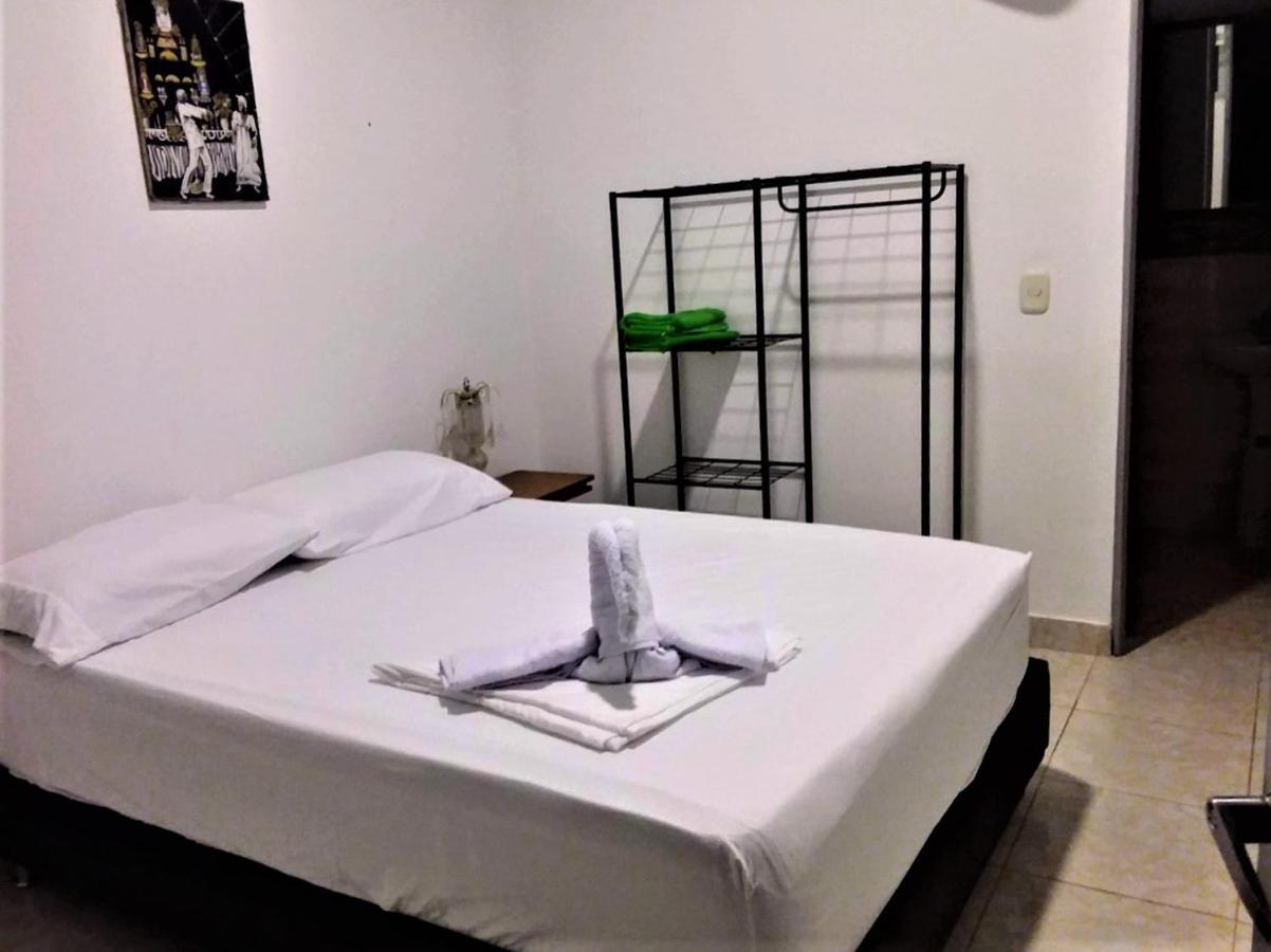C&H Casa Campestre El Oasis Ricaurte Girardot Bed and Breakfast Εξωτερικό φωτογραφία